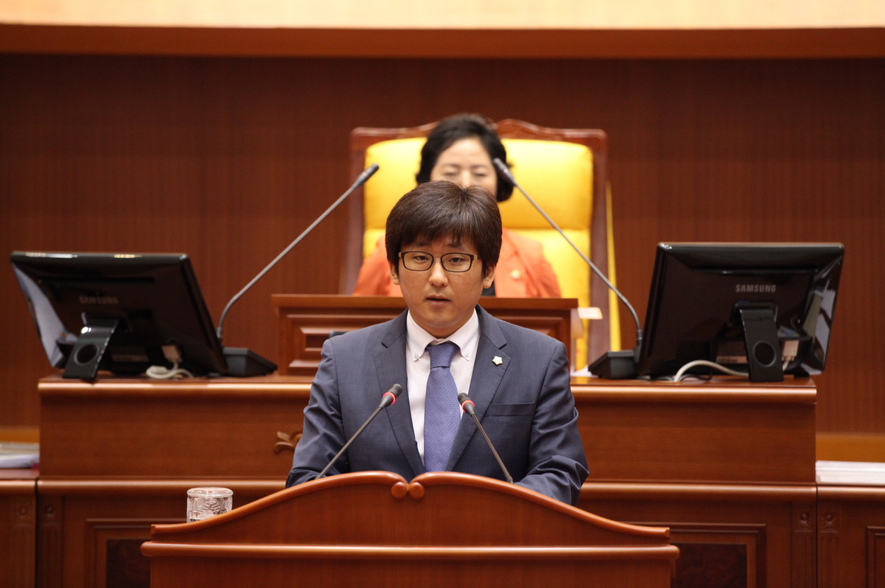 제256회 도봉구의회 정례회중 본회의 - 8