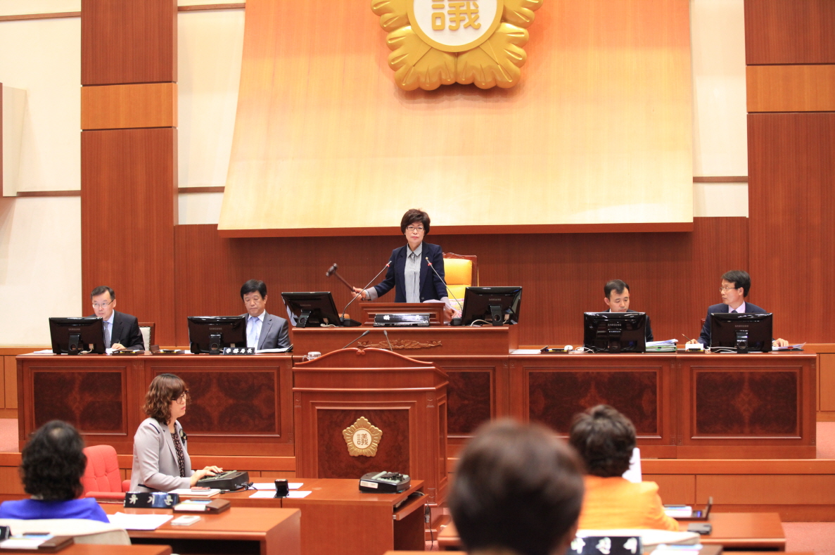 제246회 도봉구의회 임시회중 본회의 - 8