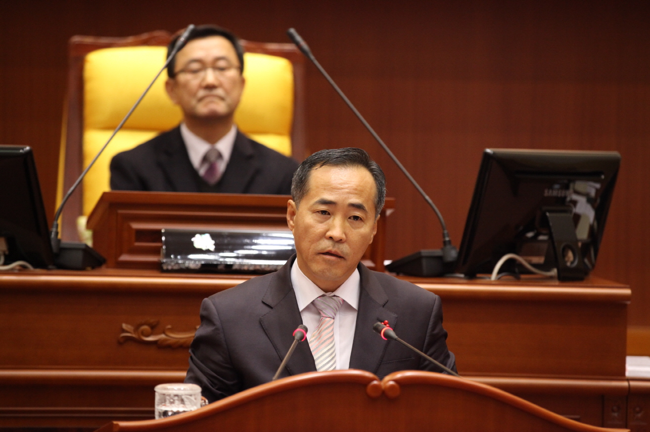 제230회 도봉구의회 임시회중 본회의 - 4