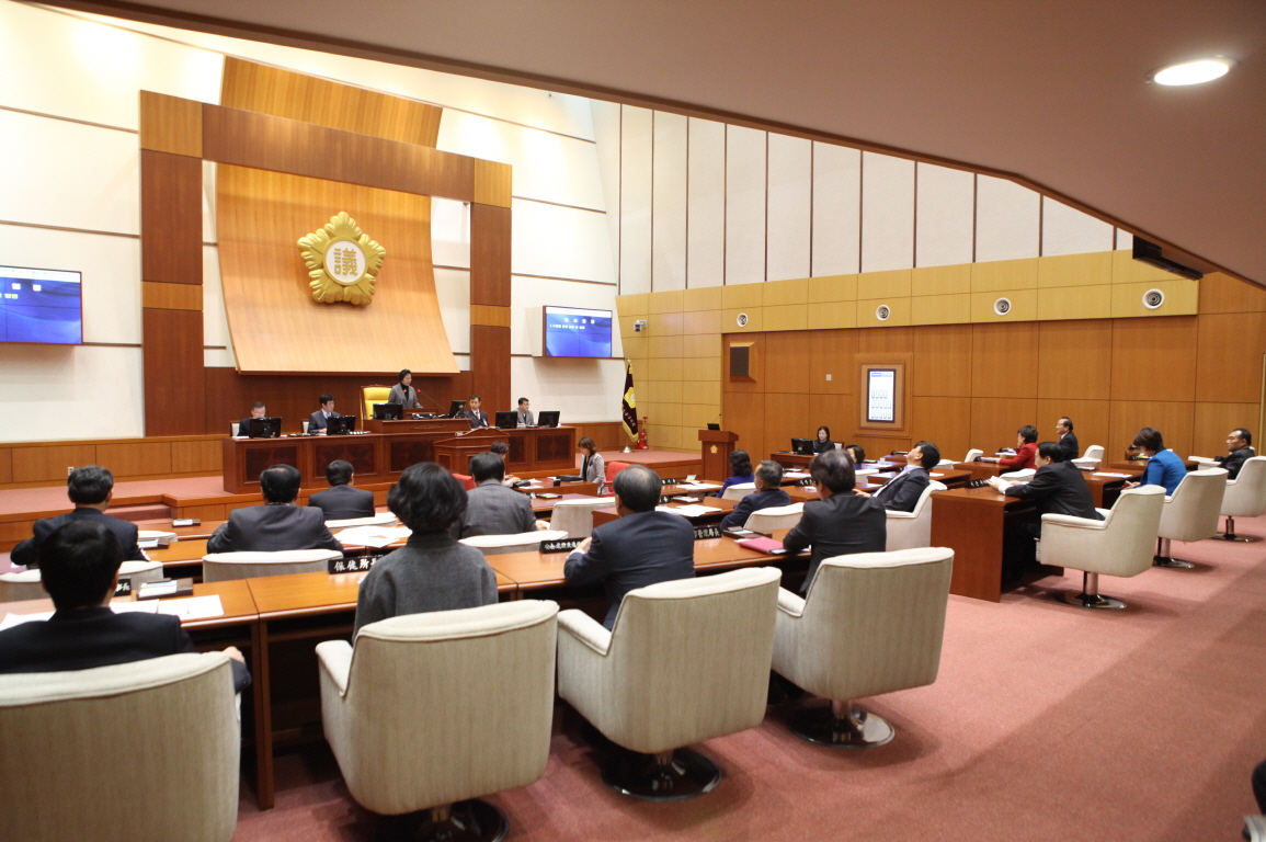 제251회 도봉구의회 정례회중 본회의 - 8