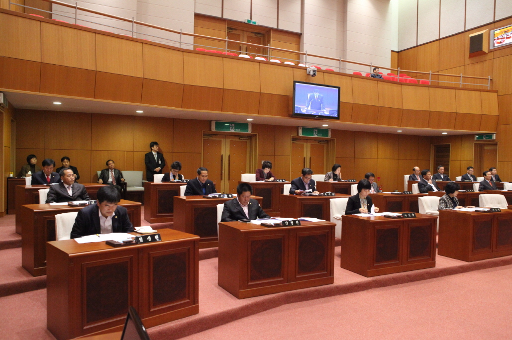 제221회 도봉구의회 임시회중 본회의 - 2