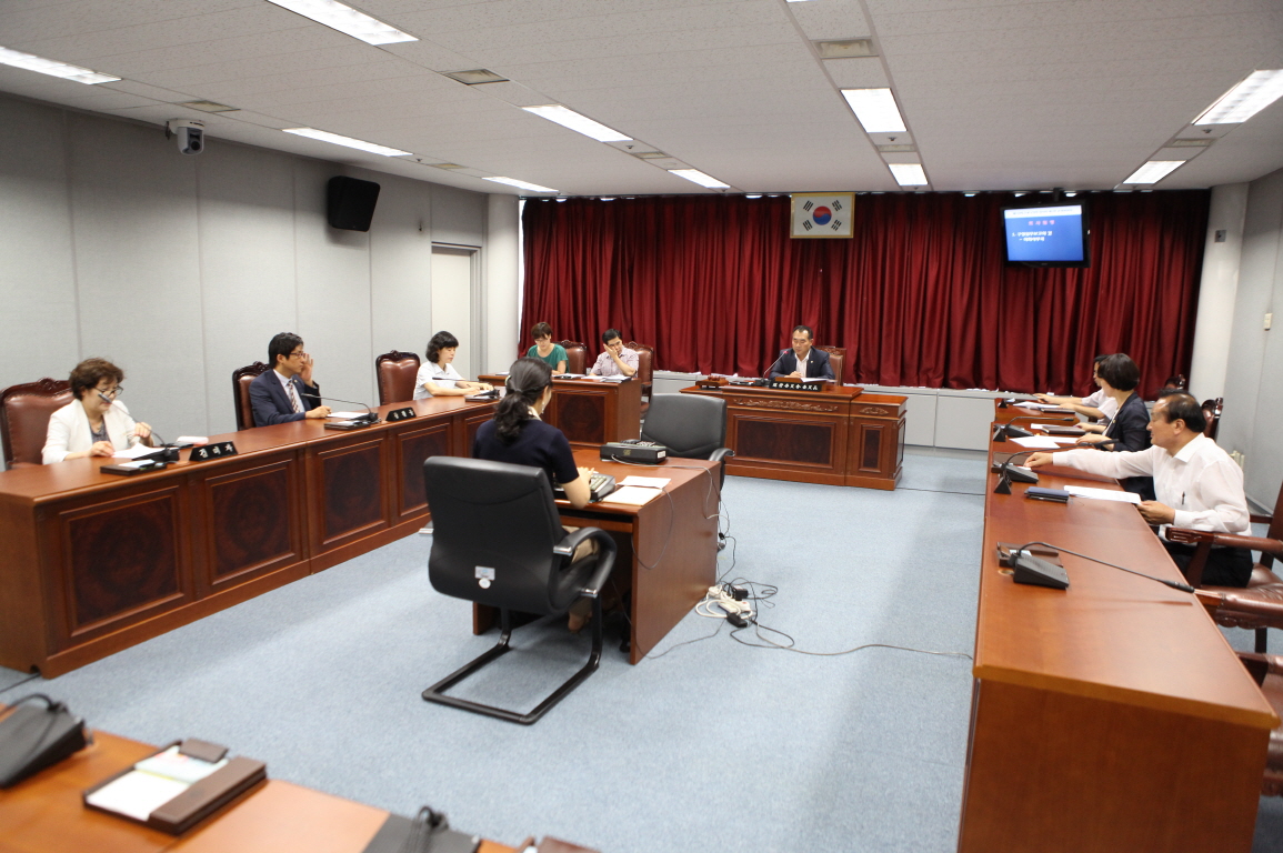 제239회 도봉구의회 임시회중 운영위원회 - 5