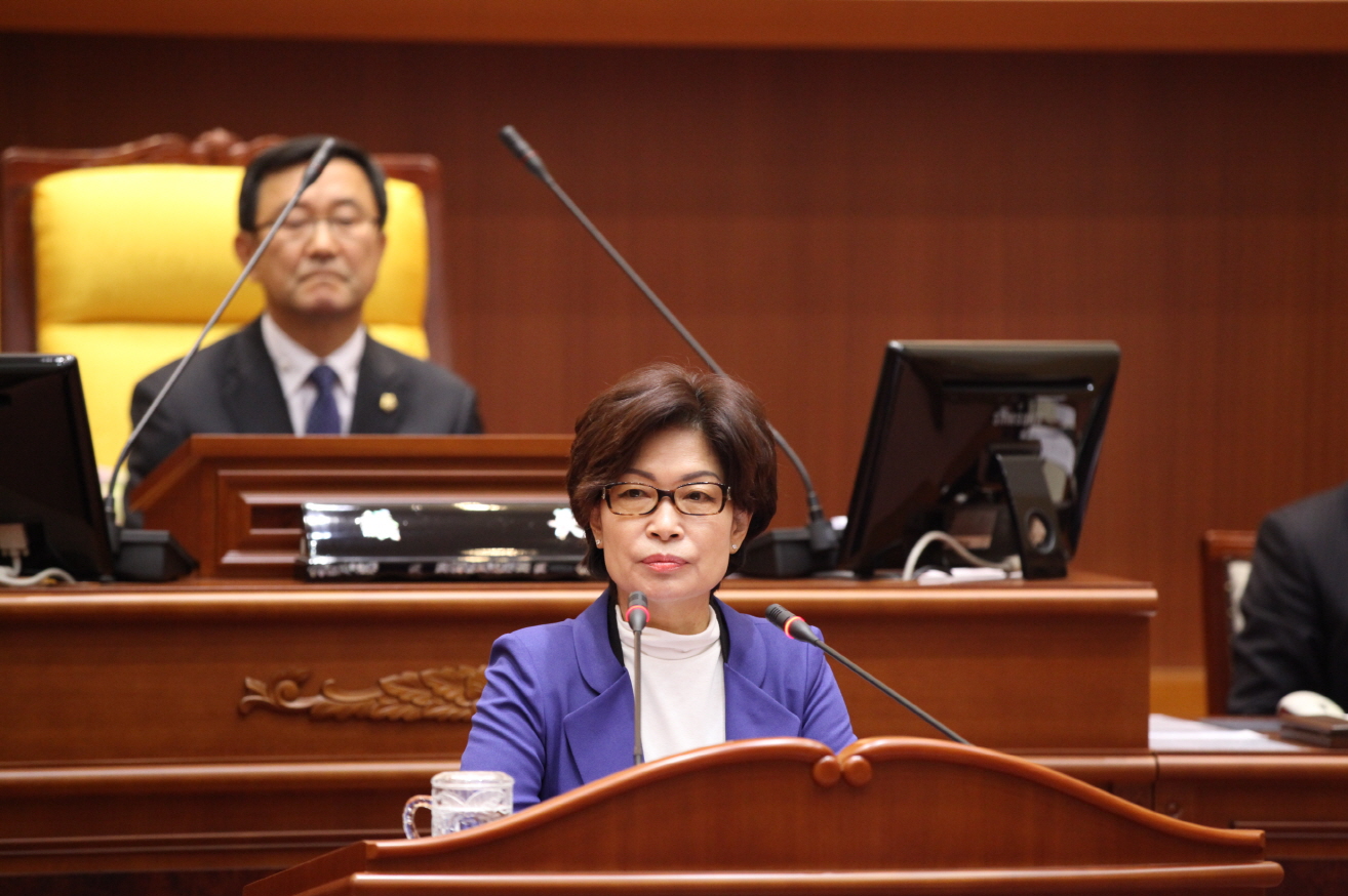 제229회 도봉구의회 임시회중 본회의 - 10
