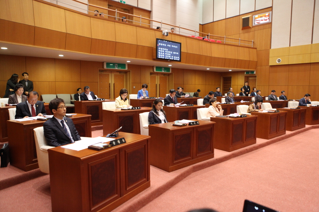 제245회 도봉구의회 임시회중 본회의 - 8