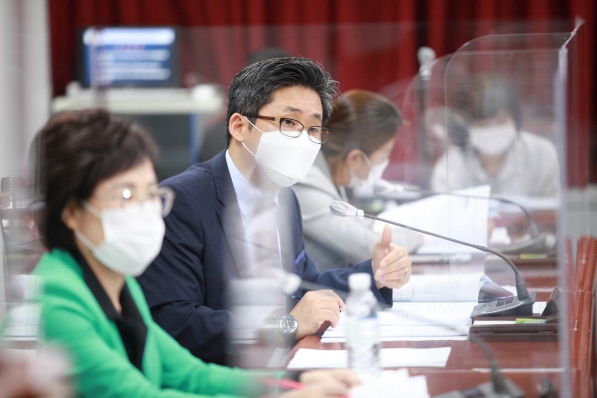 도봉구의회, 제300회 임시회 복지건설위원회 개회 - 3
