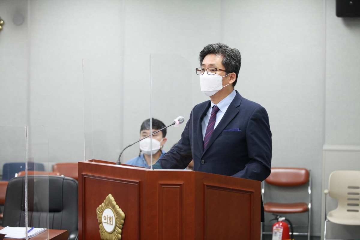 도봉구의회, 제300회 임시회 복지건설위원회 개회 - 7