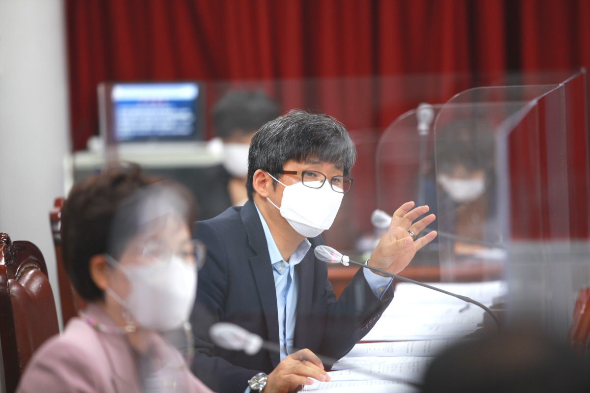 도봉구의회, 제301회 임시회 복지건설위원회 개회 - 4