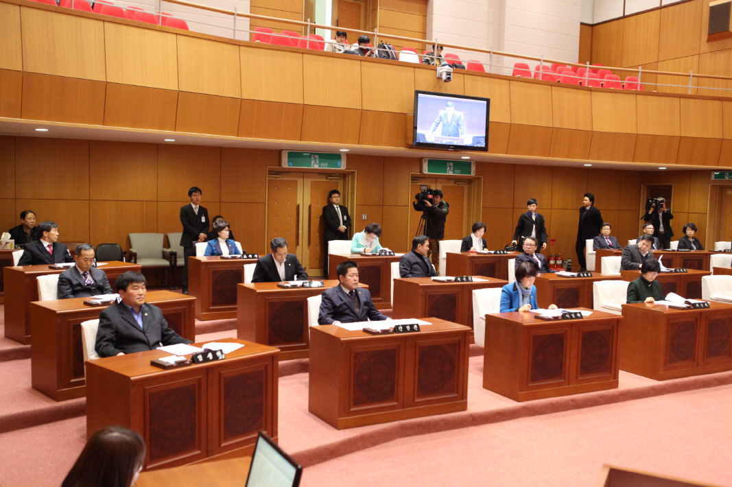 제233회 도봉구의회 임시회중 본회의 - 3