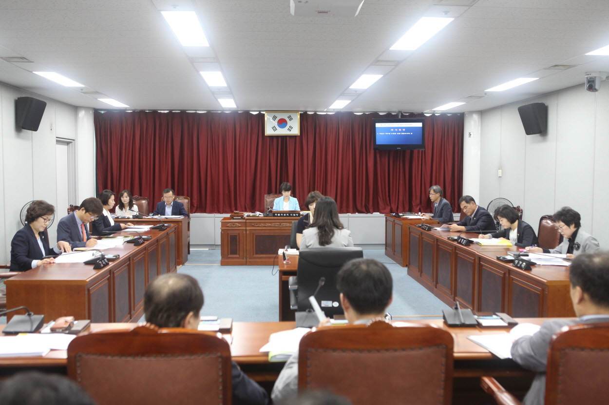 제259회 도봉구의회 임시회중 노점특위 - 10