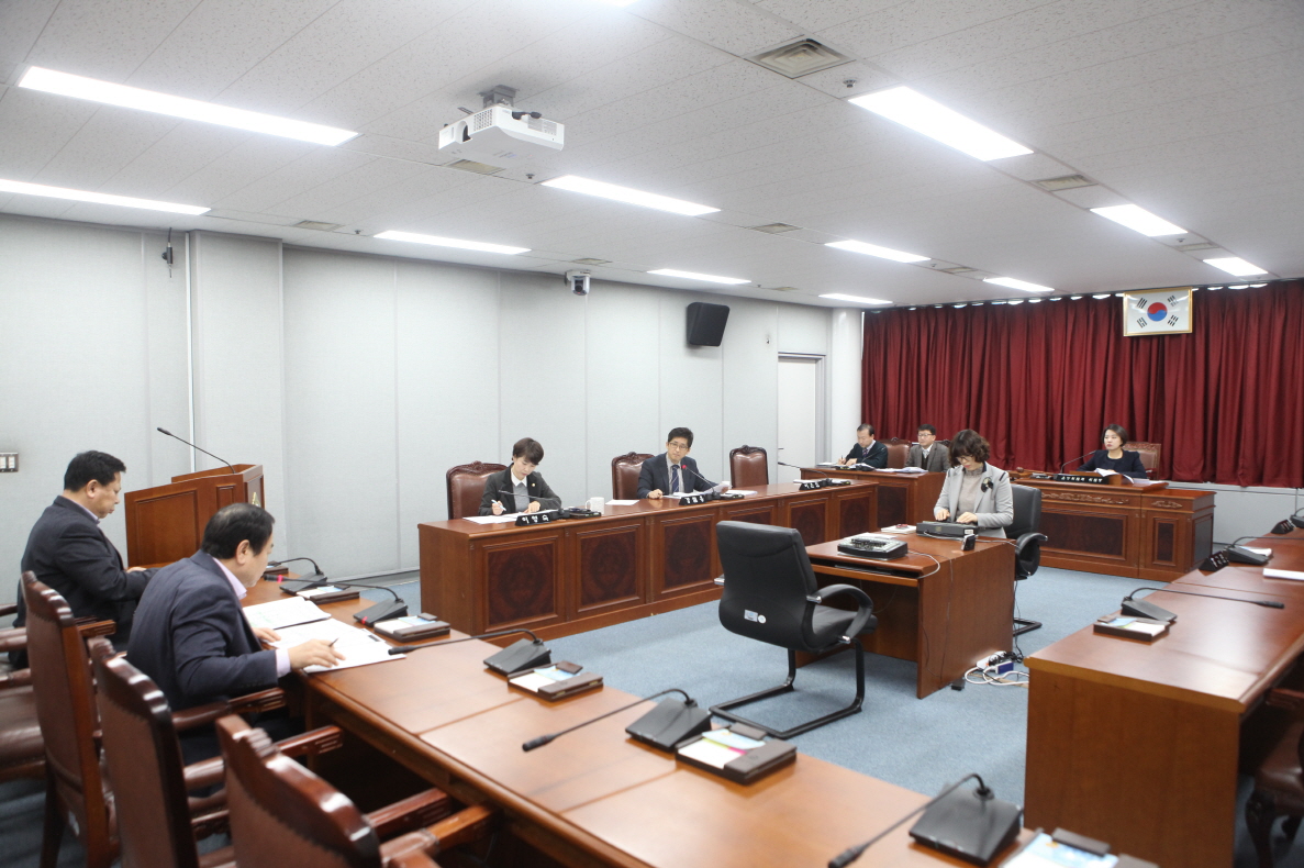 제262회 도봉구의회 임시회중 운영위원회 - 11