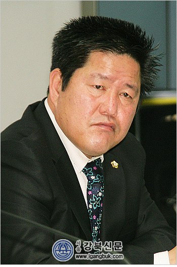 사랑의 PC보급사업 내년에도 더 확대를” (강북신문 2011. 12. 5자) - 1