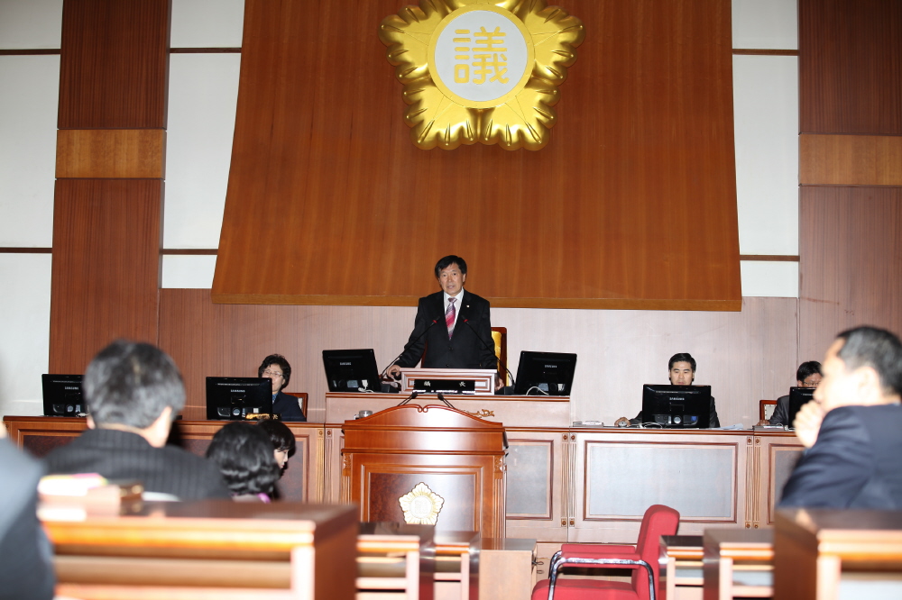 도봉구의회, 제216회 임시회 폐회(강북신문 2012. 4. 23자) - 1