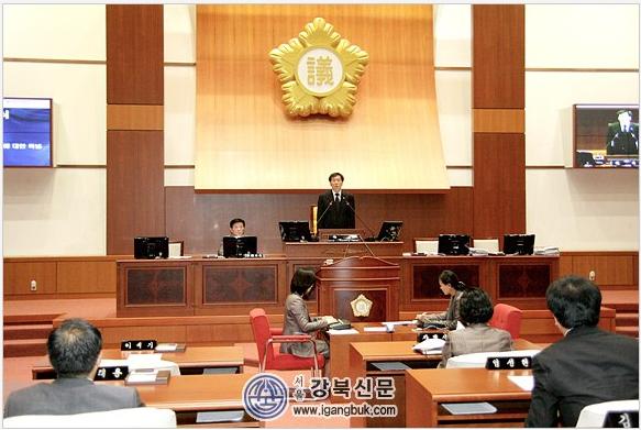 도봉구의회 제211회 제1차 본회의 열려(강북신문 2011. 10. 3자) - 1