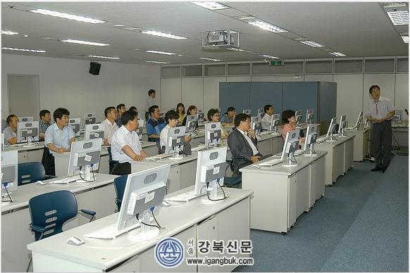 도봉구의회 의원들 트위터·스마트폰 교육 실시(강북신문 2011.8.1자, 북부신문,동북일보,서울포스트,시사프리)) - 1