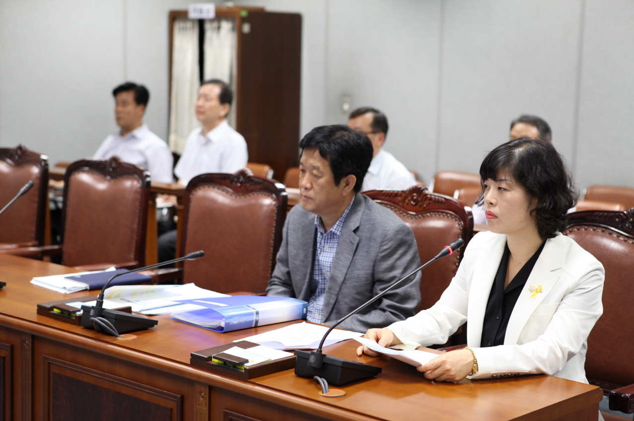 제240회 도봉구의회 정례회중 운영위원회 - 3