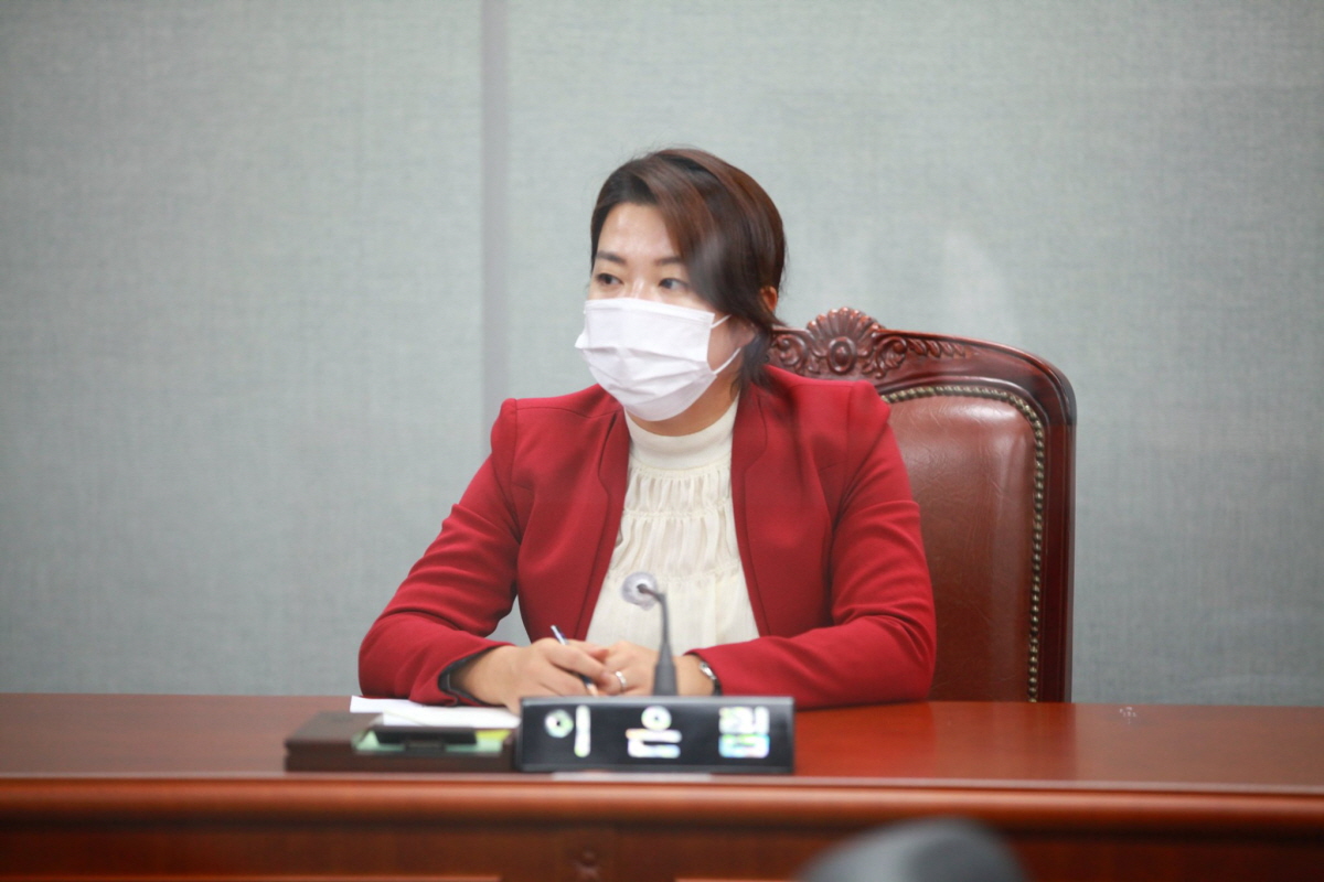 제300회 임시회 폐회중 운영위원회 개회 - 5