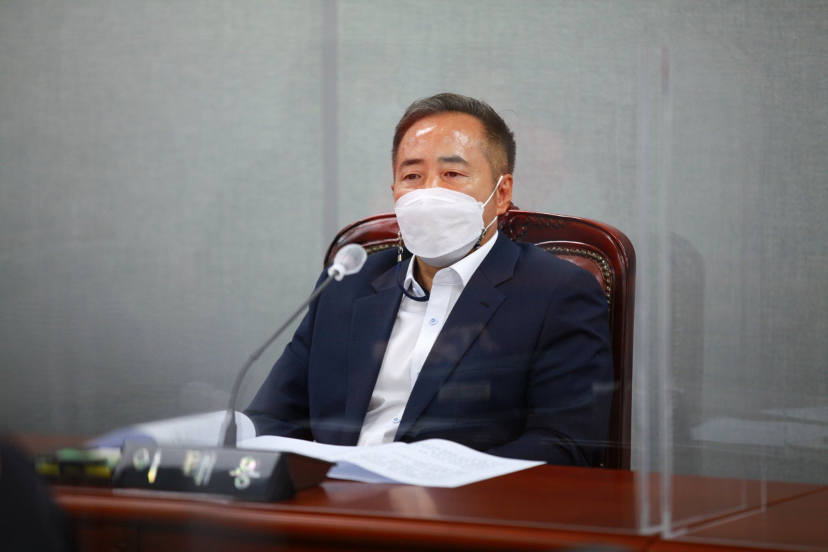 제300회 임시회 폐회중 운영위원회 개회 - 6