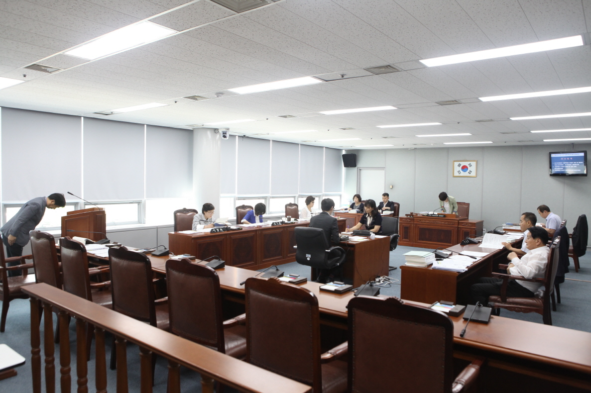 제256회 도봉구의회 정례회중 행정기획위원회 - 8