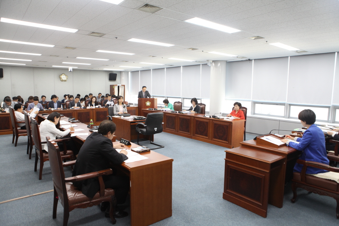 제255회 도봉구의회 임시회중 행정기획위원회 - 9