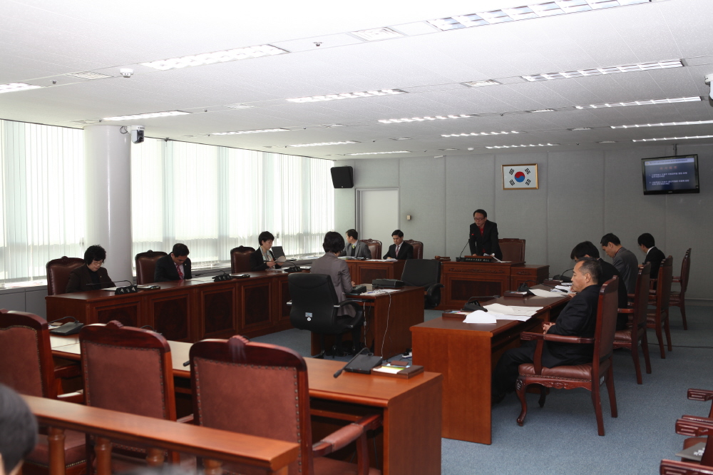 제215회 도봉구의회 임시회중 행정복지위원회 - 1