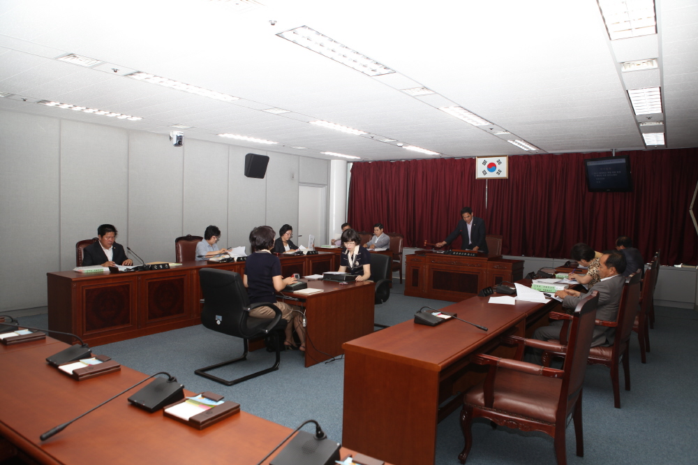 제218회 도봉구의회 제1차정례회중 운영위원회 - 1