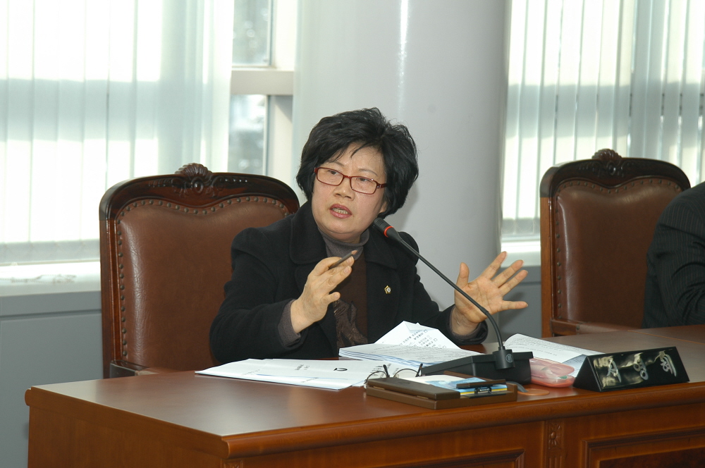 제205회 도봉구의회 임시회중 행정복지위원회 - 7