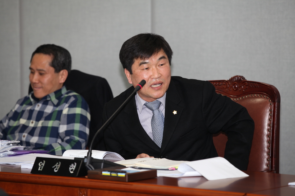 제214회 도봉구의회 임시회중 행정복지위원회 - 6