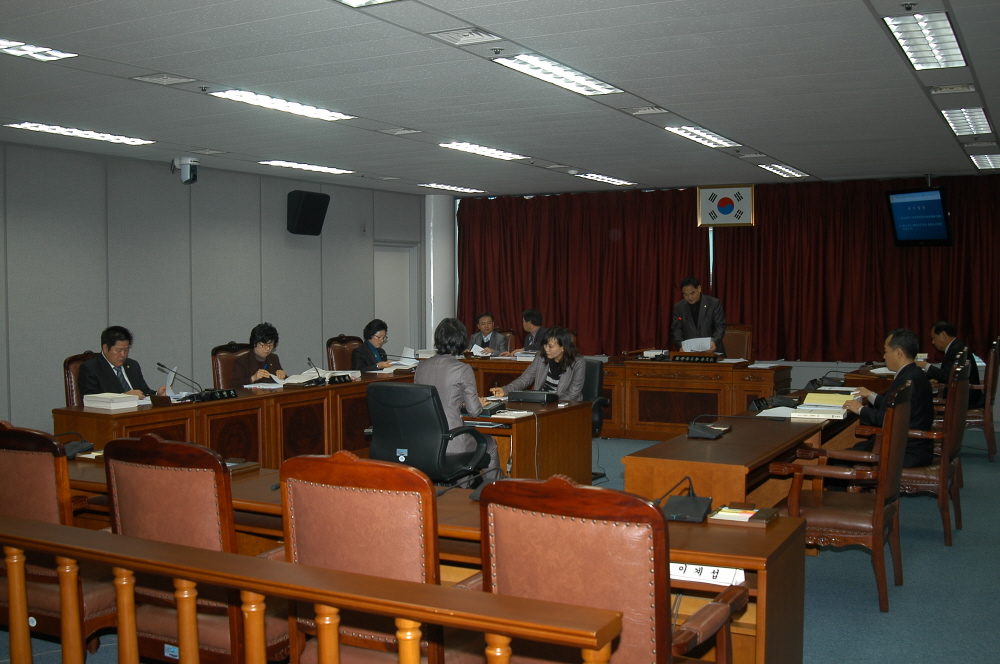 제213회 도봉구의회 2차정례회중 운영위원회 - 1