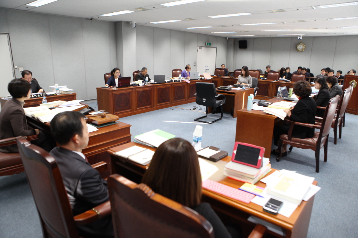 제242회 도봉구의회 정례회중 행정기획위원회 - 3