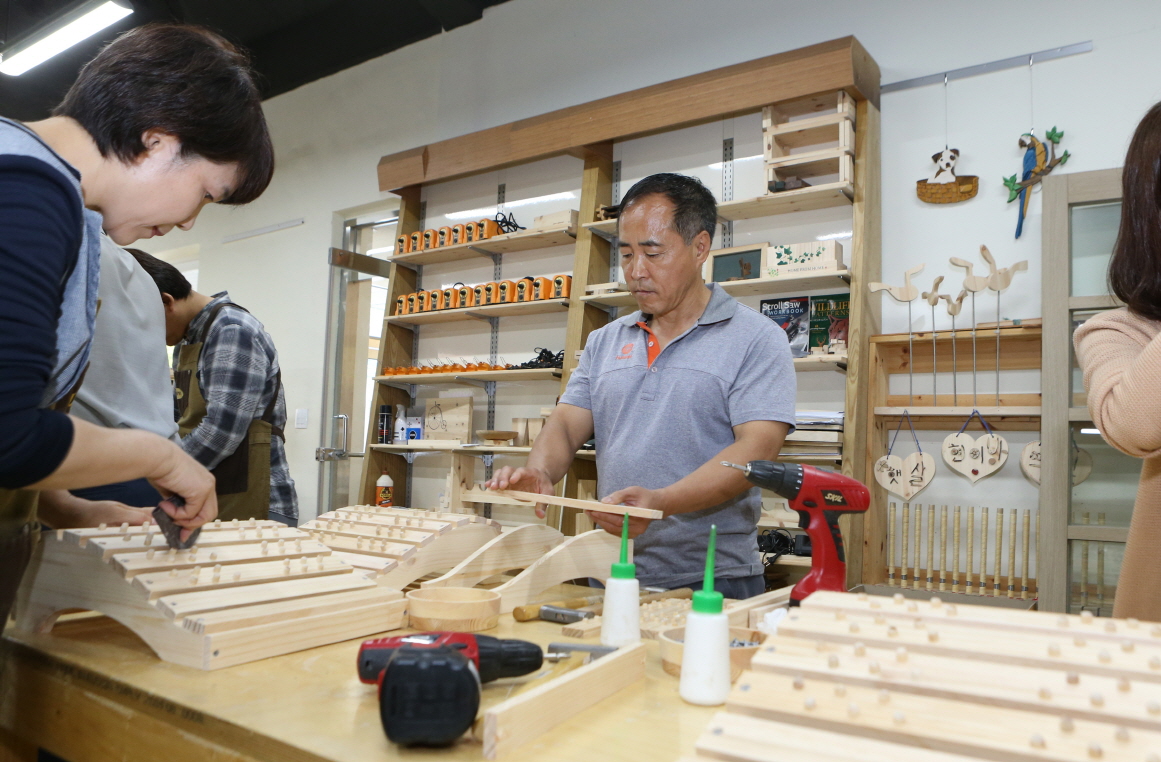 희망 목재문화체험장 방문 - 1