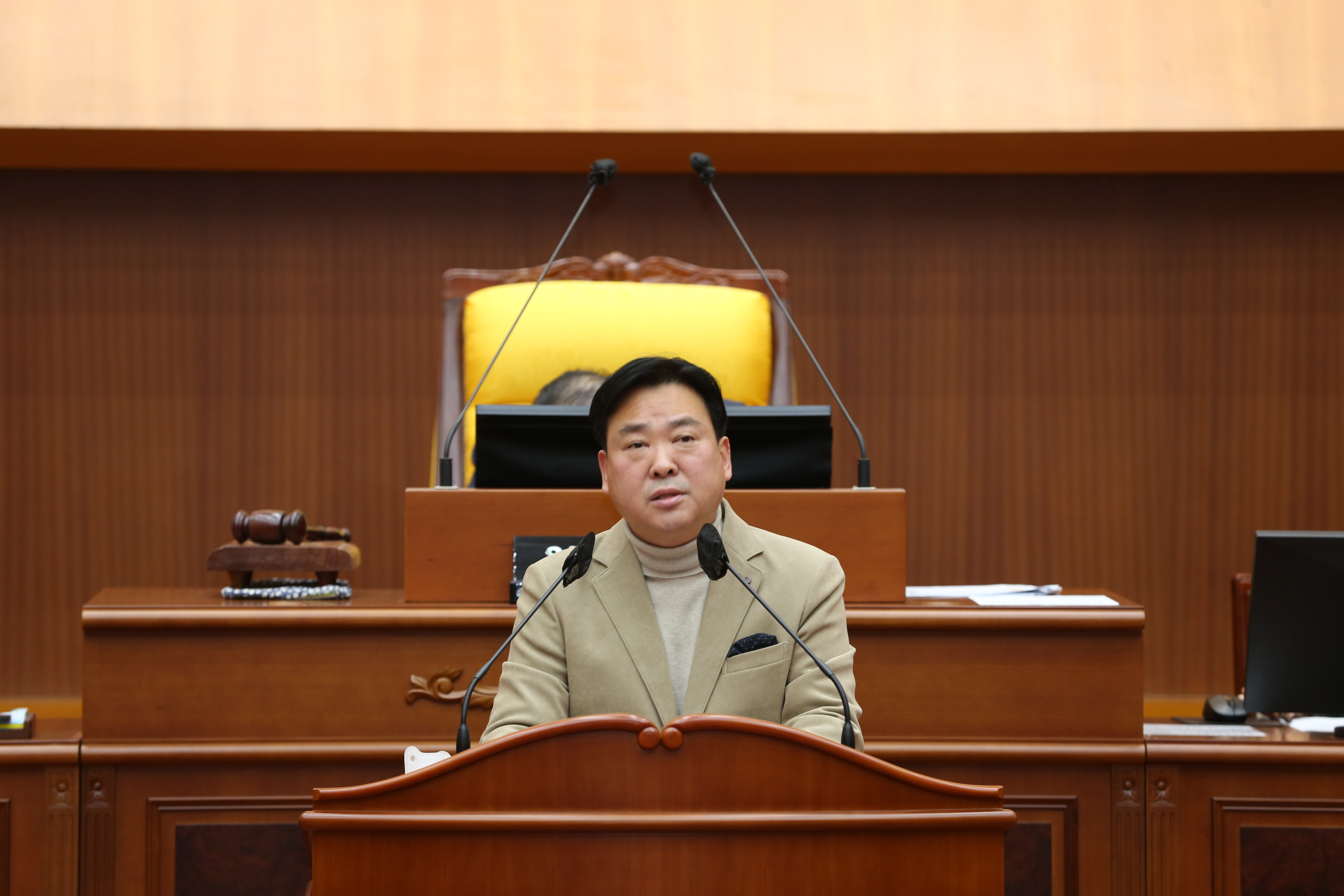 [제322회 제2차 정례회] 제2차 본회의 개회 - 6