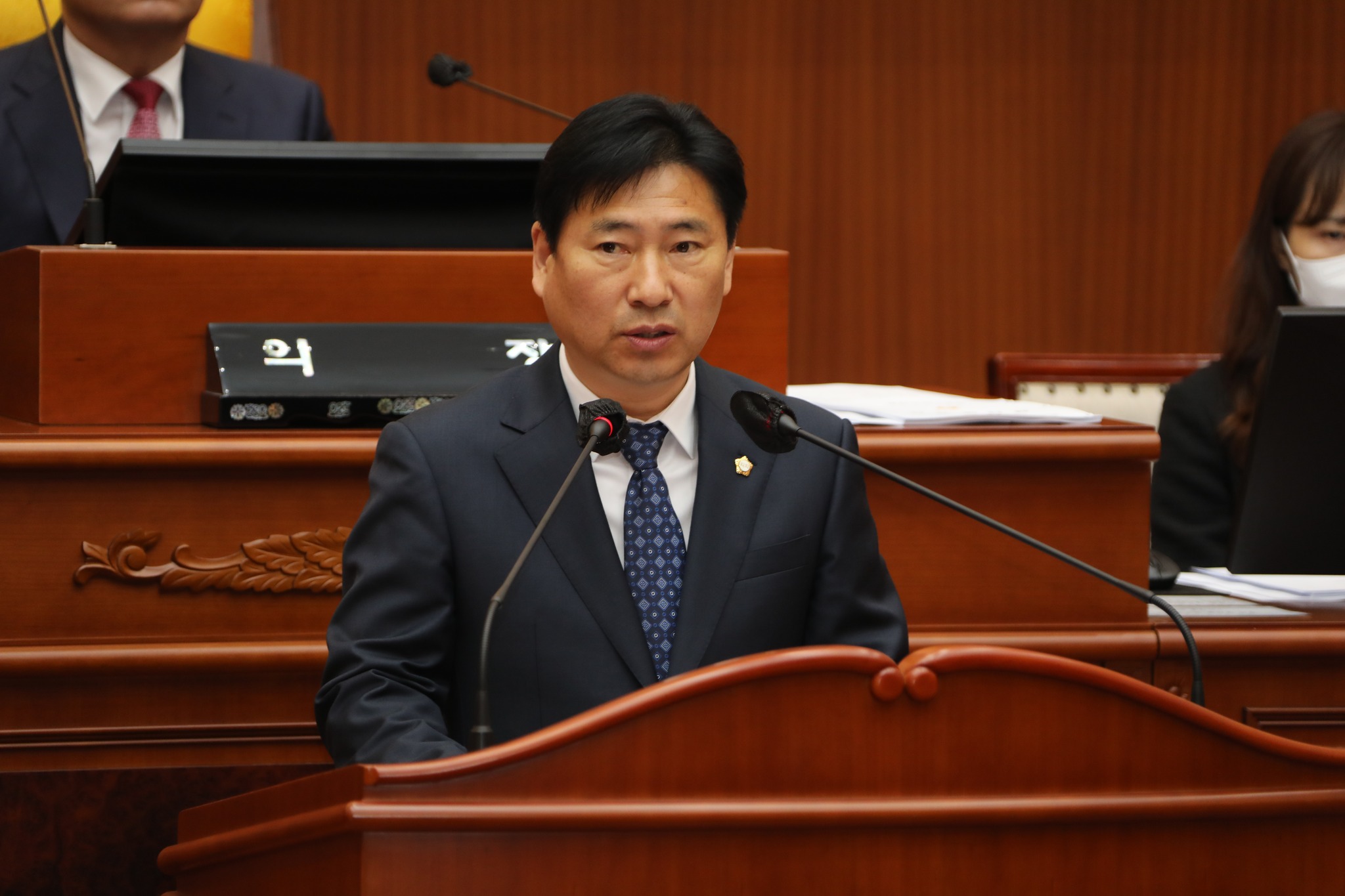 [제325회 임시회] 제2차 본회의 - 6