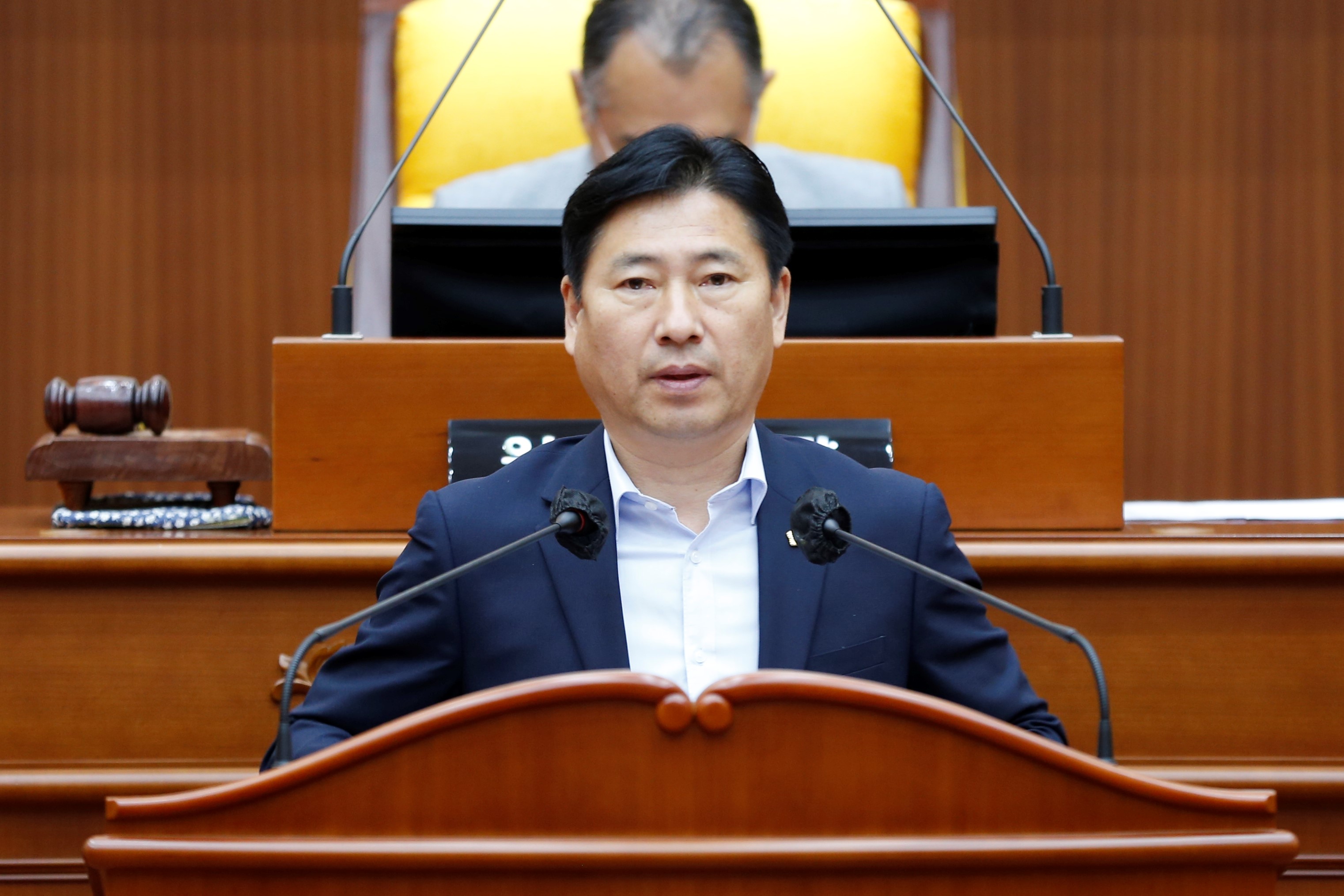 [제327회 정례회] 제2차 본회의 - 5