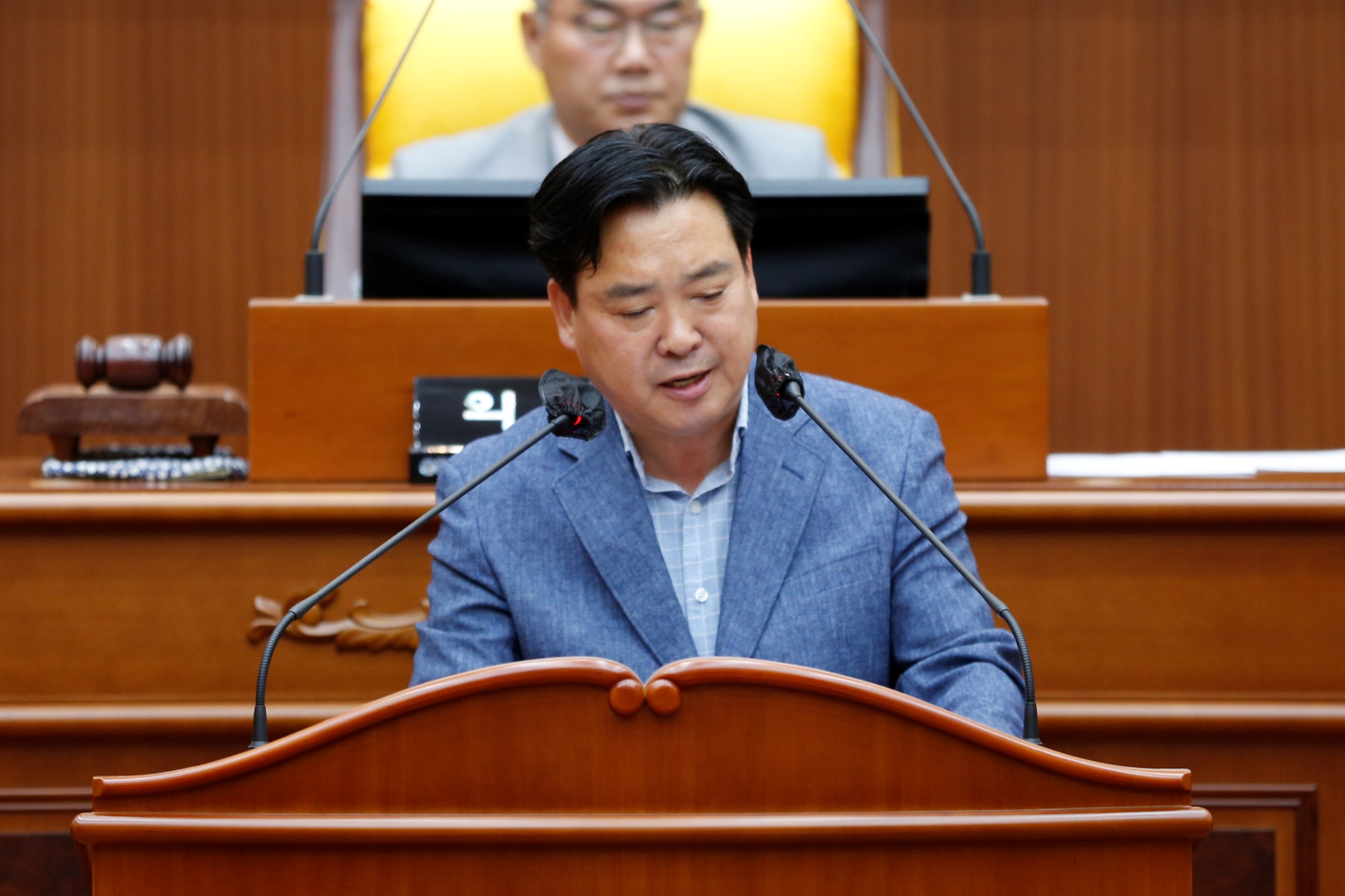 [제327회 정례회] 제2차 본회의 - 8