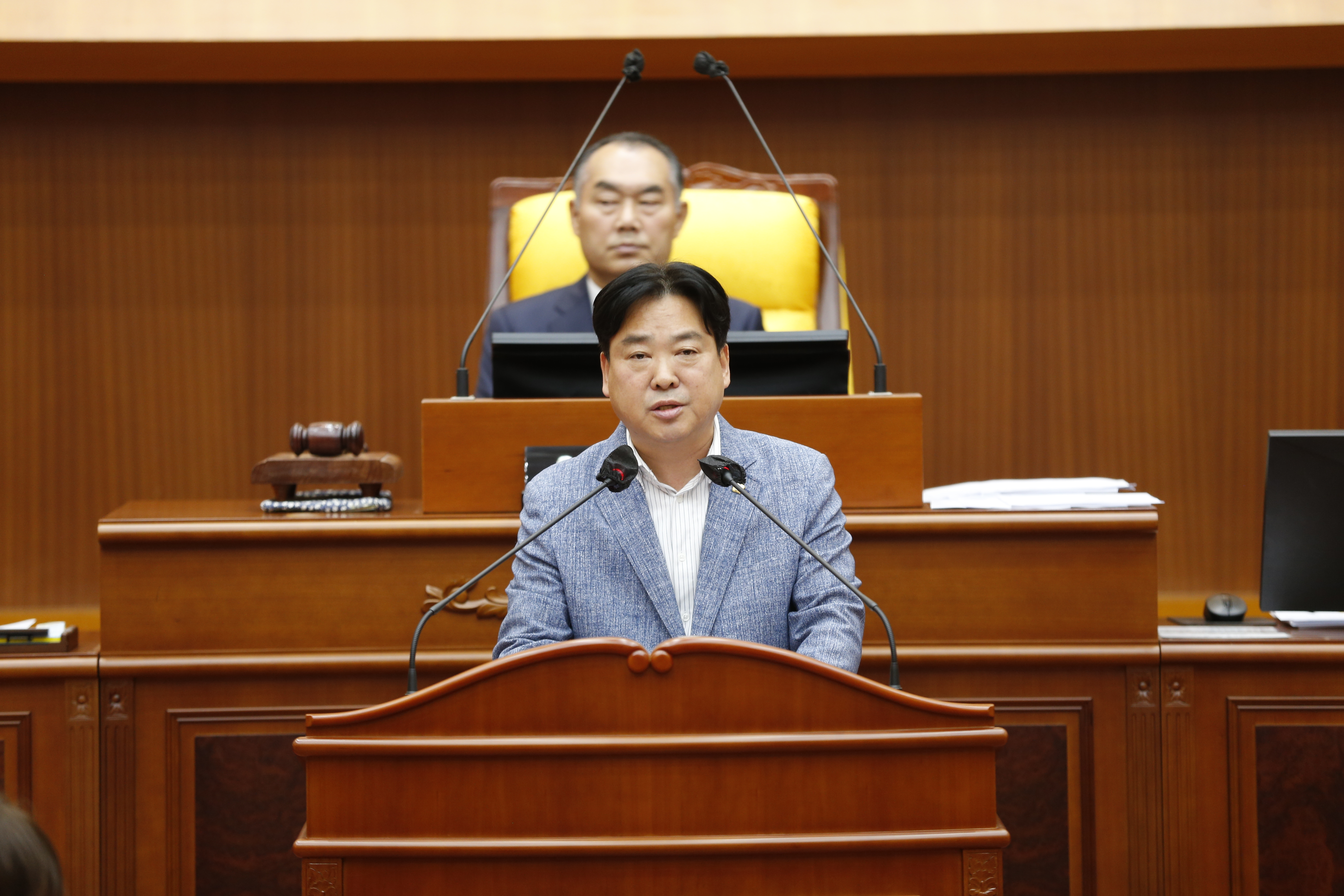 [제330회 임시회] ‘묻지마 범죄’ 예방을 위한 근본 대책 촉구 결의안 - 2