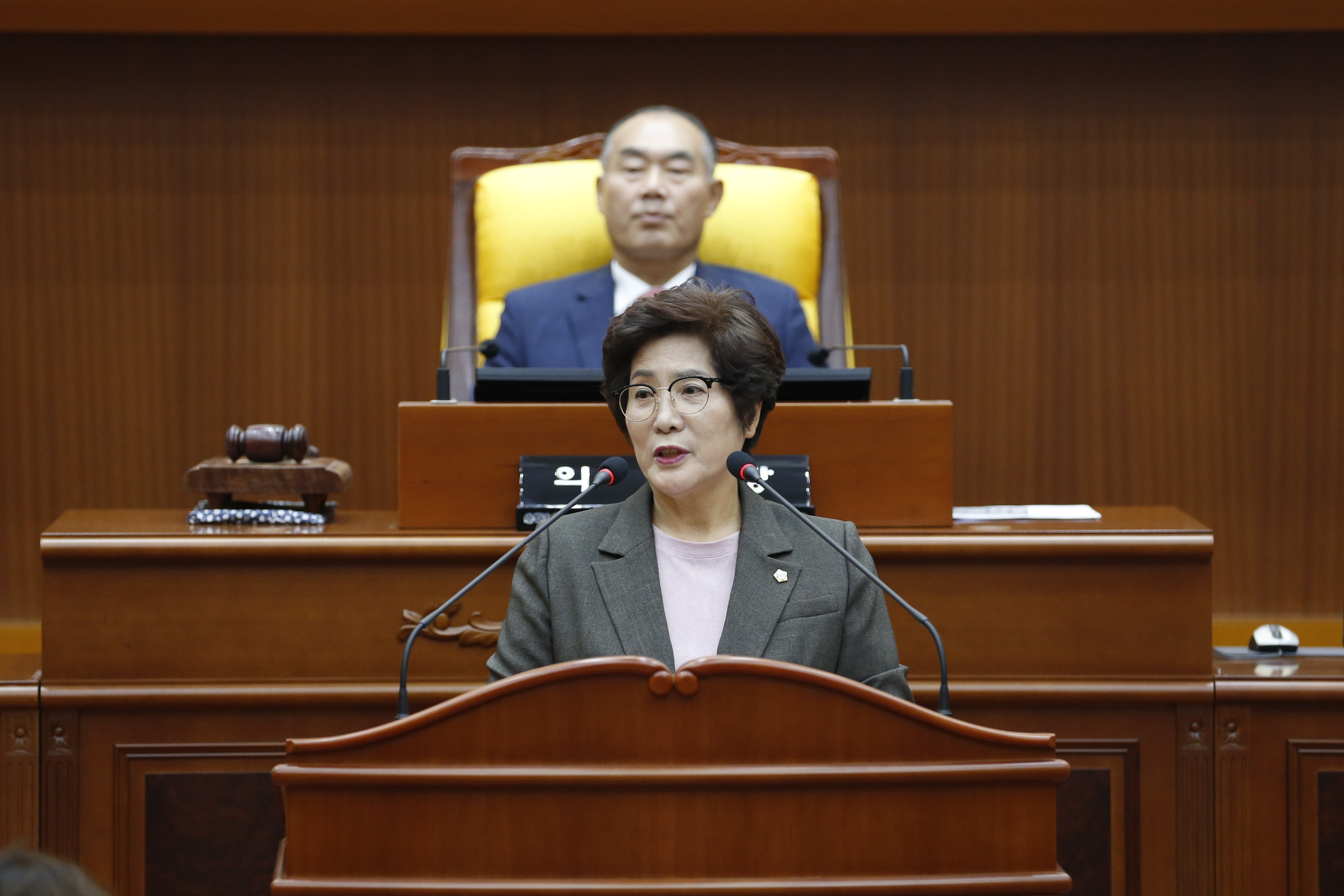 제357회 정례회 제2차 본회의 <구정질문> - 8