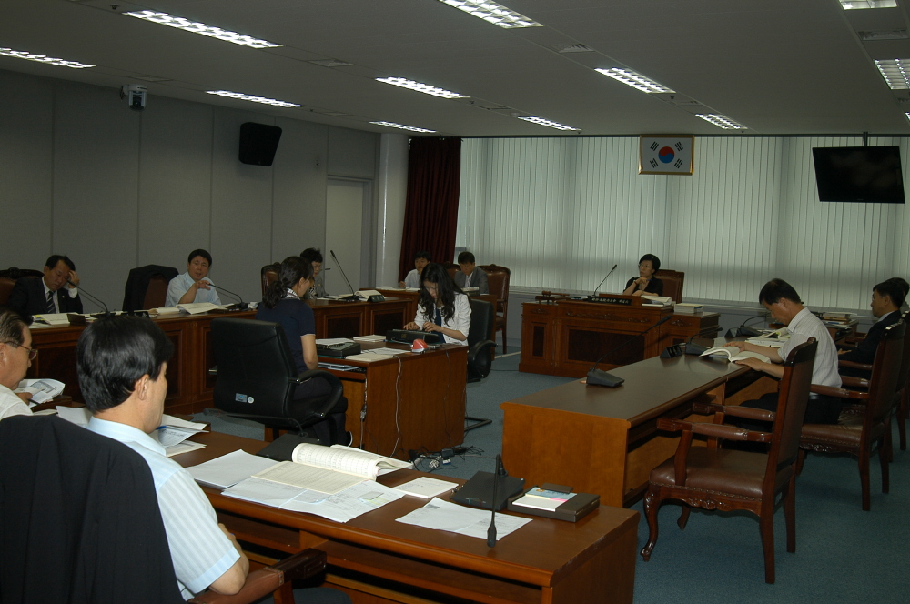 제190회 도봉구의회 1차정례회중 재무건설위원회 - 1