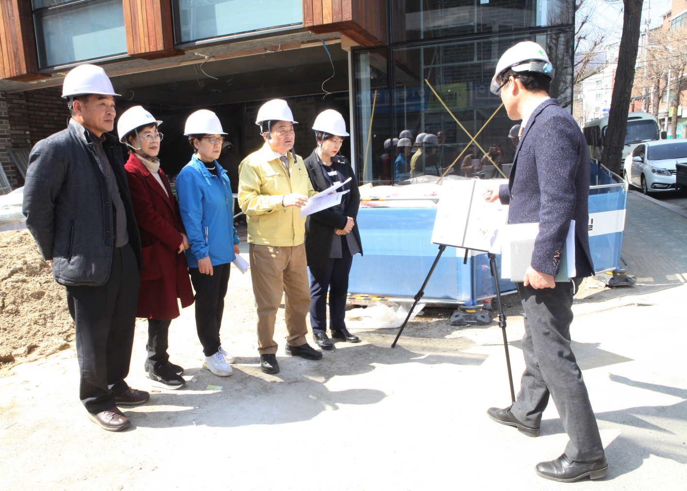 제285회 임시회중 복지건설위원회 현장방문 - 4