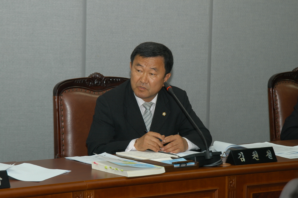 제208회 도봉구의회 임시회중 재무건설위원회 - 3