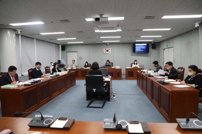 [제322회 제2차 정례회] 행정기획위원회 개회